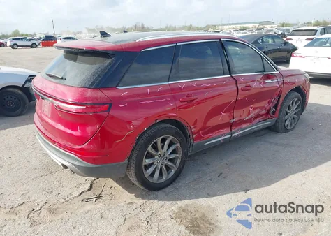 2021 Lincoln Corsair Standard z USA, uszkodzony, nr VIN 5LMCJ1C92MUL04366